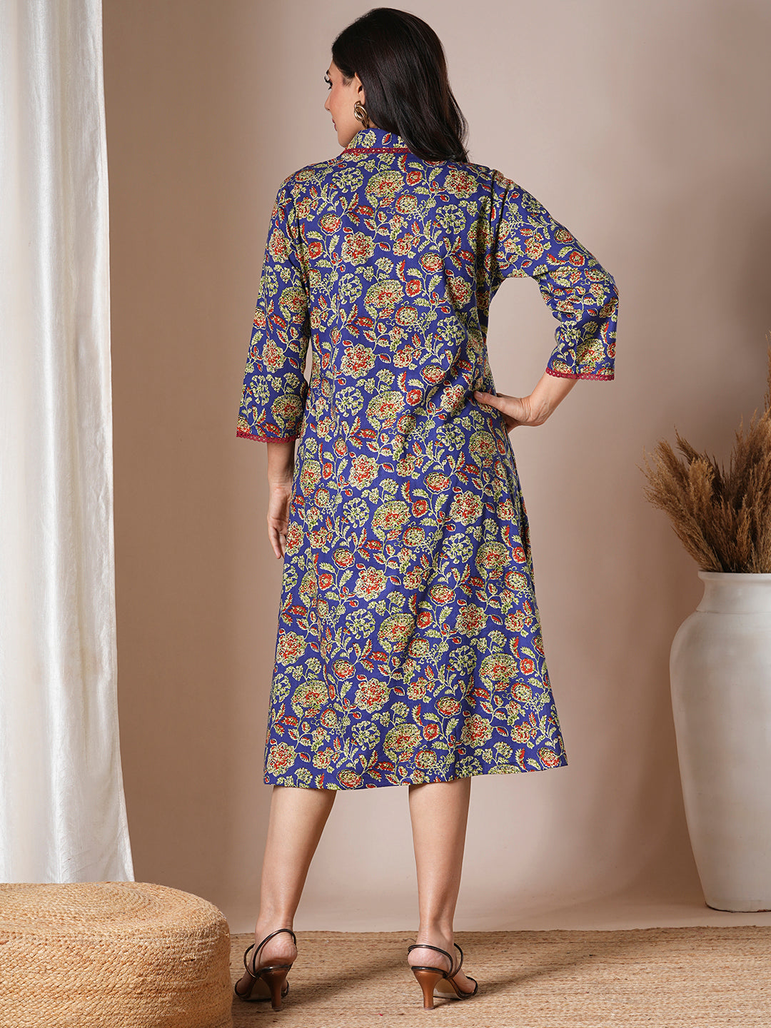 Ethnic Floral Printed Straight Kurta with A-Line Jacket - Blue