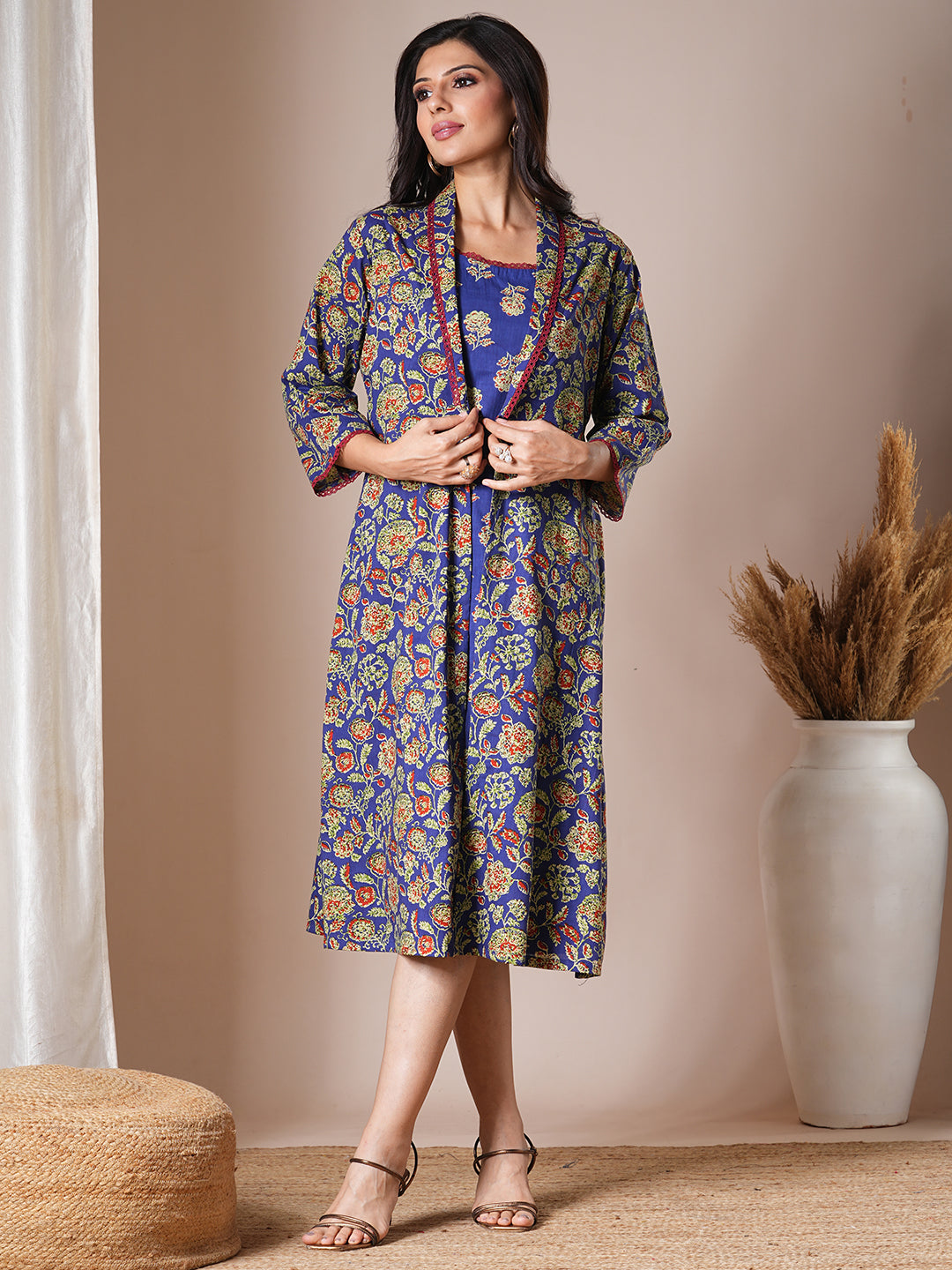 Ethnic Floral Printed Straight Kurta with A-Line Jacket - Blue