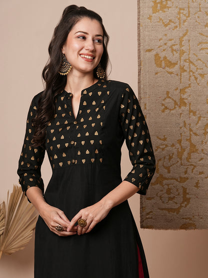 Solid Ethnic Foil Printed Straight Fit Kurta - Black