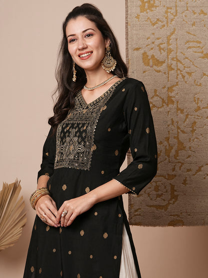 Ethnic Zari Embroidered Straight Fit Kurta - Black