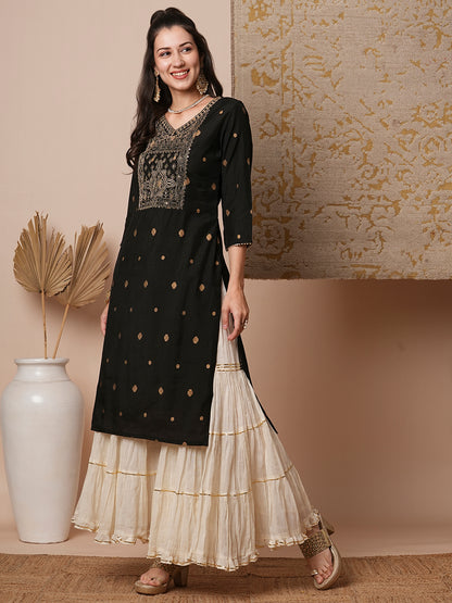 Ethnic Zari Embroidered Straight Fit Kurta - Black