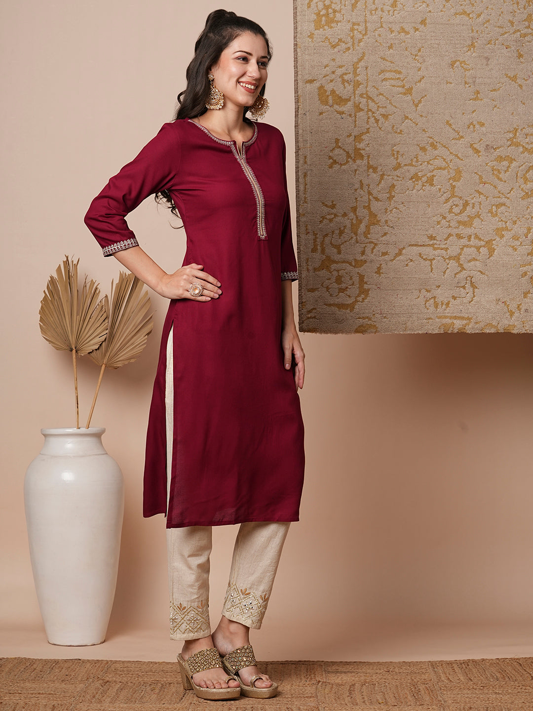 Solid Ethnic Zari Embroidered Straight Fit Kurta - Burgundy