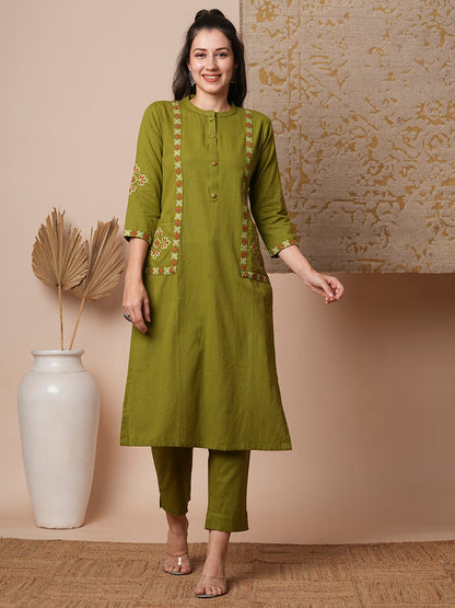 Solid Ethnic Embroidered Straight Fit Cotton Flax Co-ord Set - Green