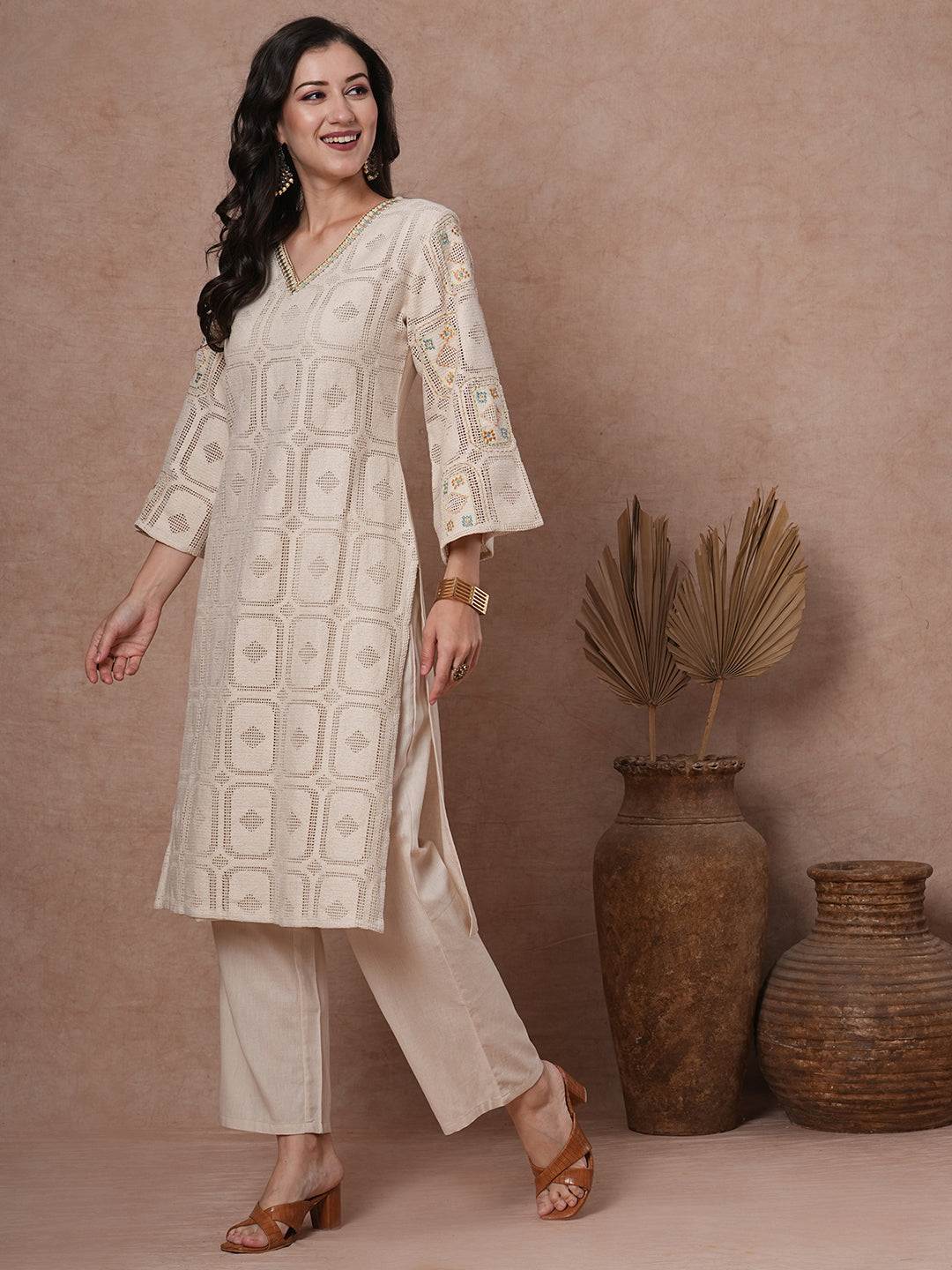 Solid Crochet & Floral Embroidered Straight Fit Kurta with Pant - Off White