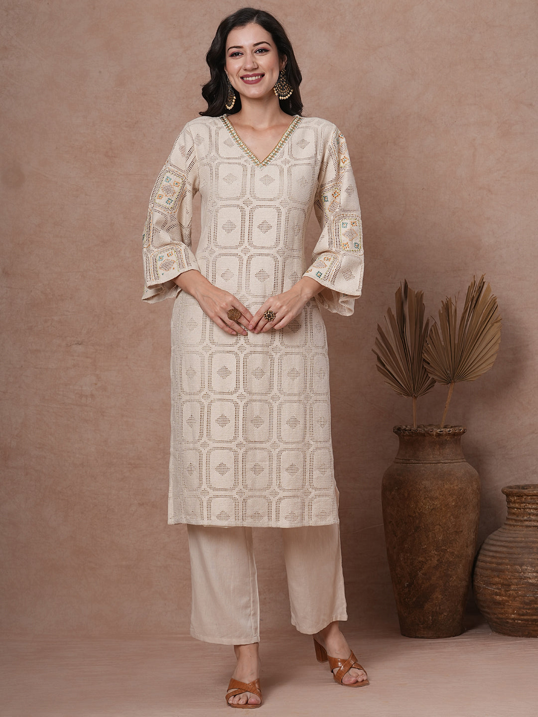 Solid Crochet & Floral Embroidered Straight Fit Kurta with Pant - Off White