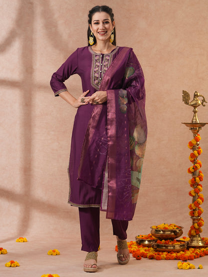 Solid Ethnic Embroidered Straight & Kurta with Pant & Dupatta - Purple