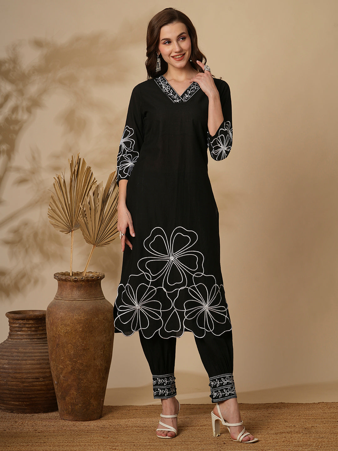 Solid Abstract Floral Embroidered Straight Fit Kurta with Balloon Pant - Black