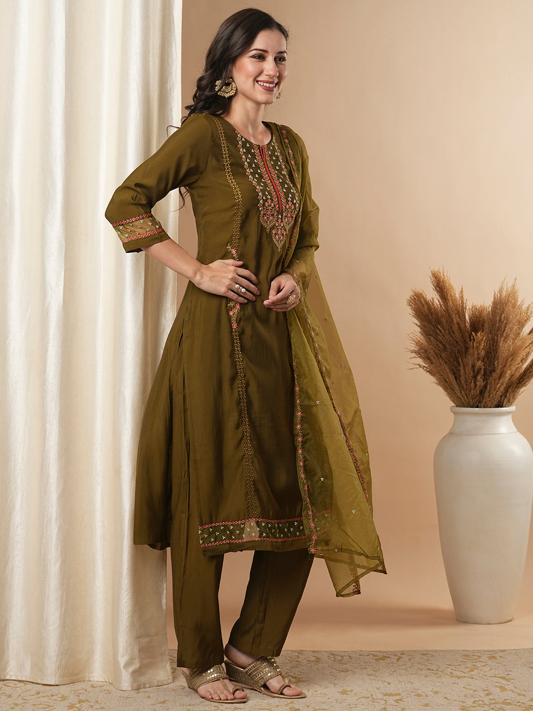 Solid Floral Embroidered Straight Fit Kurta with Pant & Dupatta - Olive Green