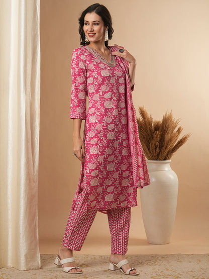 Floral Printed & Embroidered Straight Fit Kurta with Pant & Dupatta - Pink