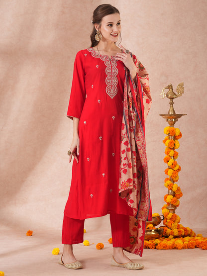 Solid Ethnic Floral Embroidered Straight Fit Kurta with Pant & Dupatta - Red