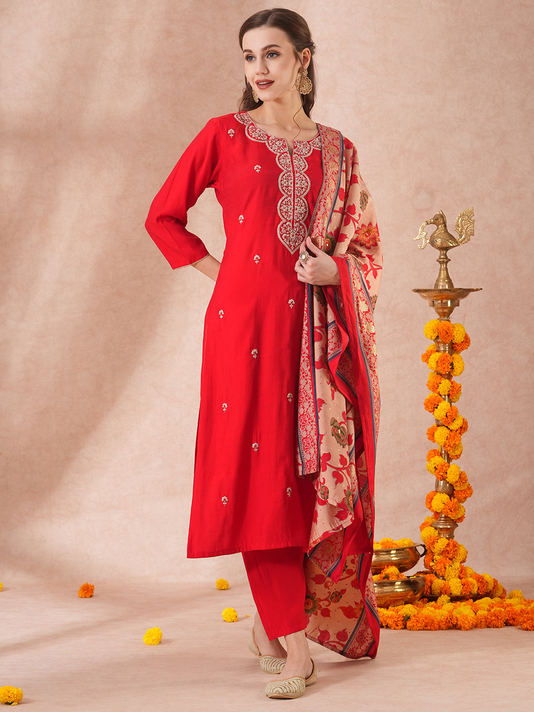 Solid Ethnic Floral Embroidered Straight Fit Kurta with Pant & Dupatta - Red