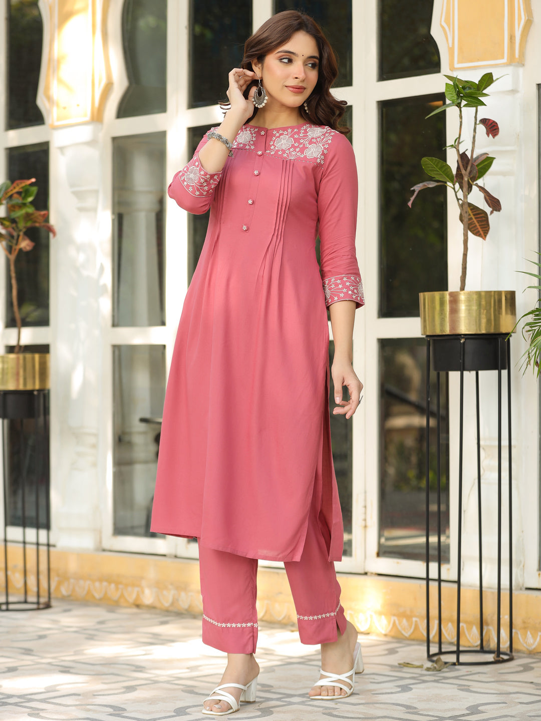 Solid Floral Embroidered Straight Fit Kurta with Pant - Pink