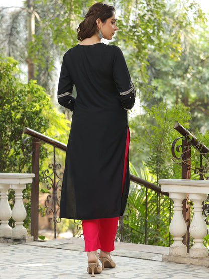 Solid Floral Embroidered Straight Fit Kurta with Pant - Black