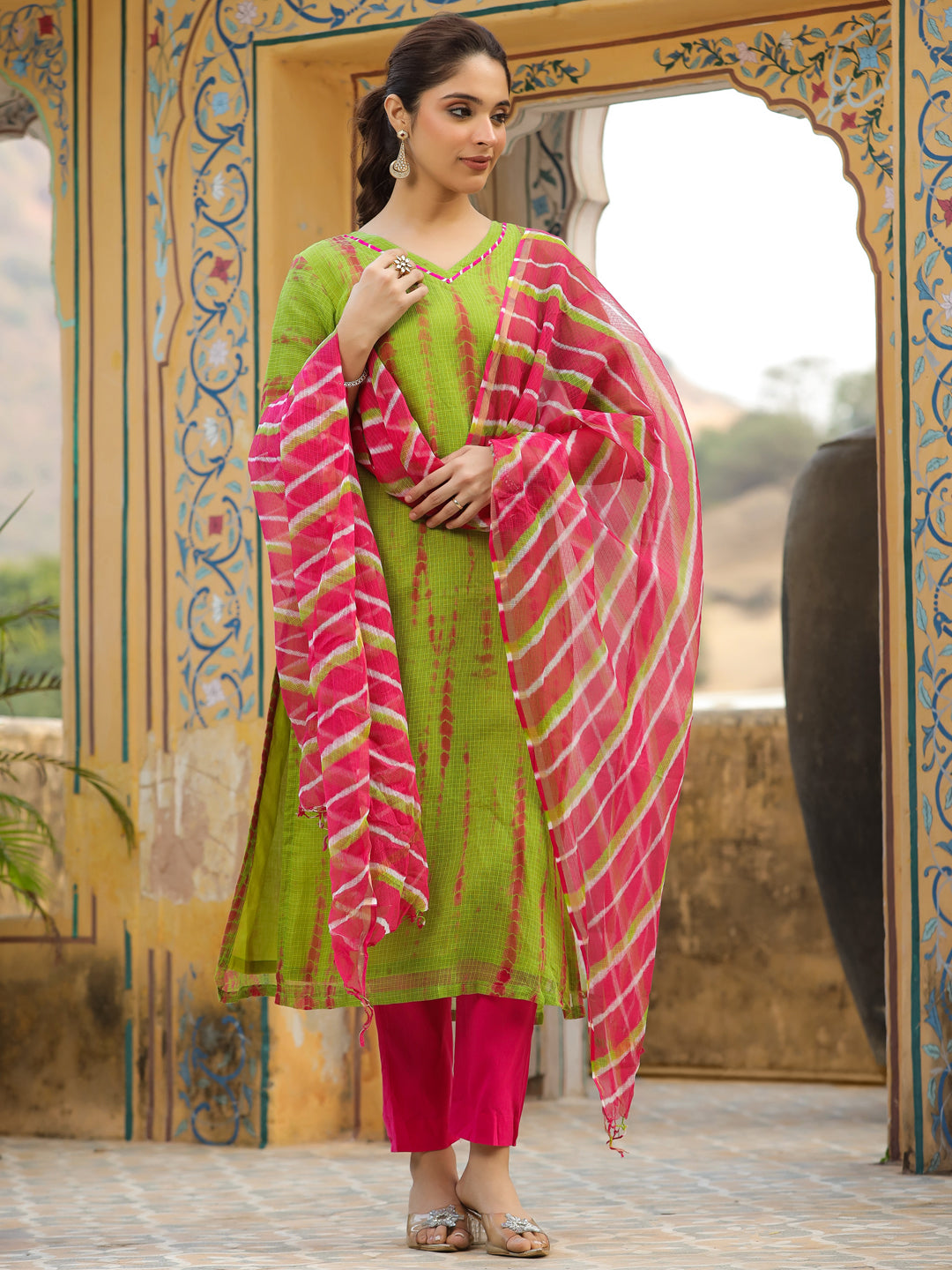 Shibori Dyed Straight Fit Kurta with Pant and Leheriya Dupatta - Green