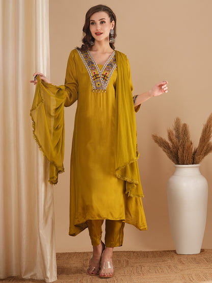 Solid Ethnic Embroidered A-Line Kurta with Pant & Dupatta - Green