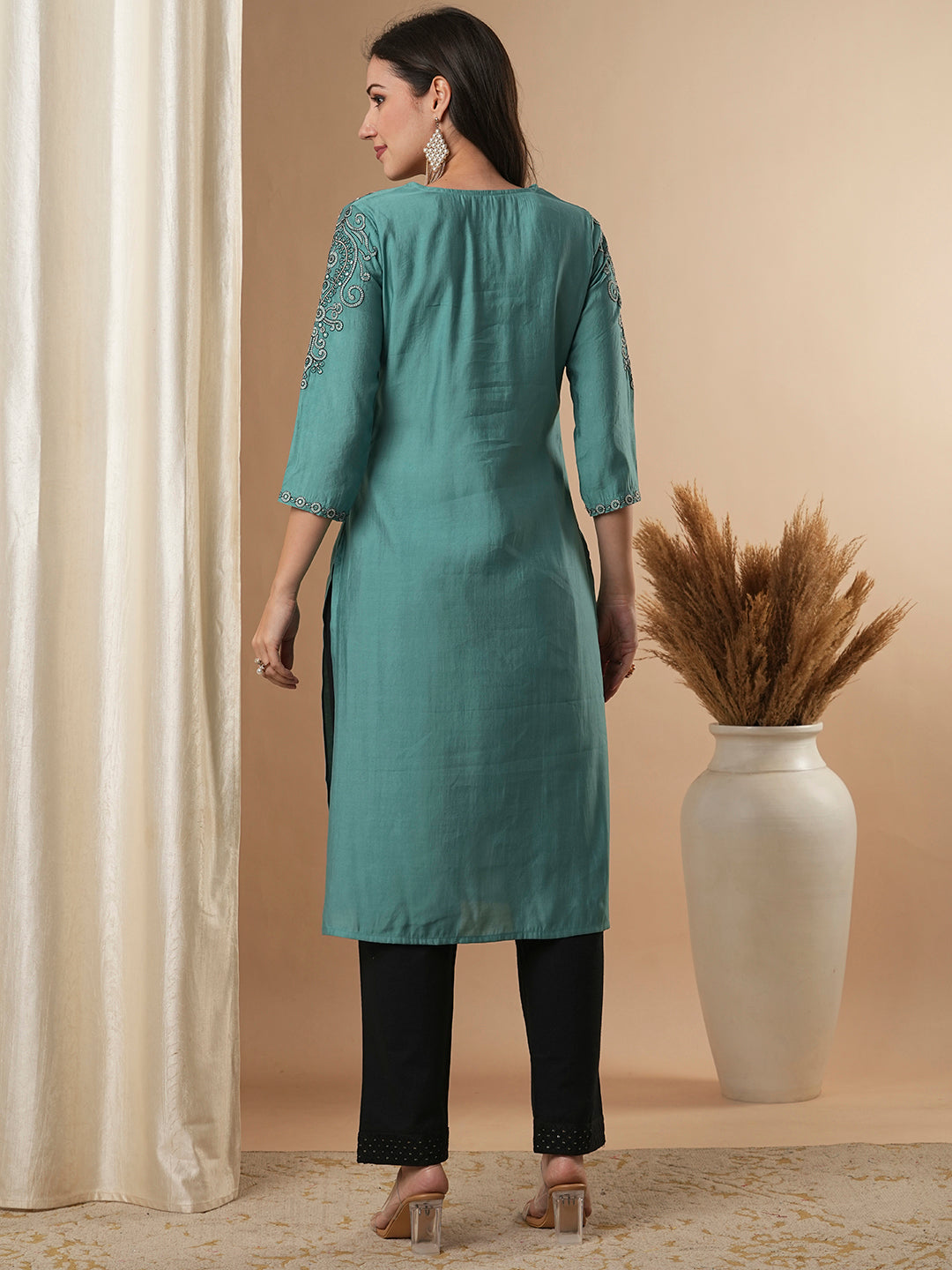 Solid Ethnic Embroidered Straight Fit Kurta - Turquoise Blue