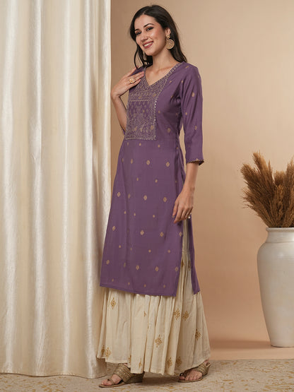 Ethnic Zari Embroidered Straight Fit Kurta - Lavender