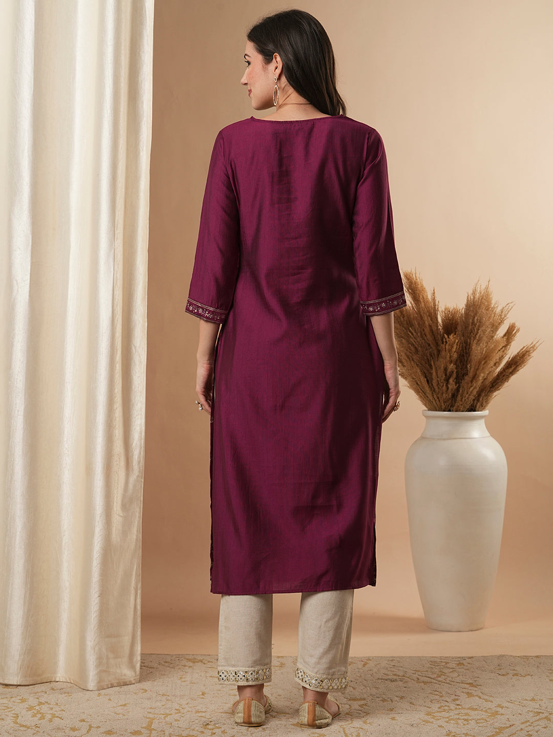 Ethnic Floral Foil Prints Straight Fit Kurta - Burgundy