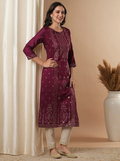 Ethnic Floral Foil Prints Straight Fit Kurta - Burgundy