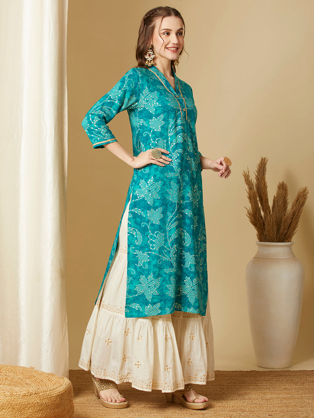 Bandhani Floral Printed Straight Fit Kurta - Turquoise Blue