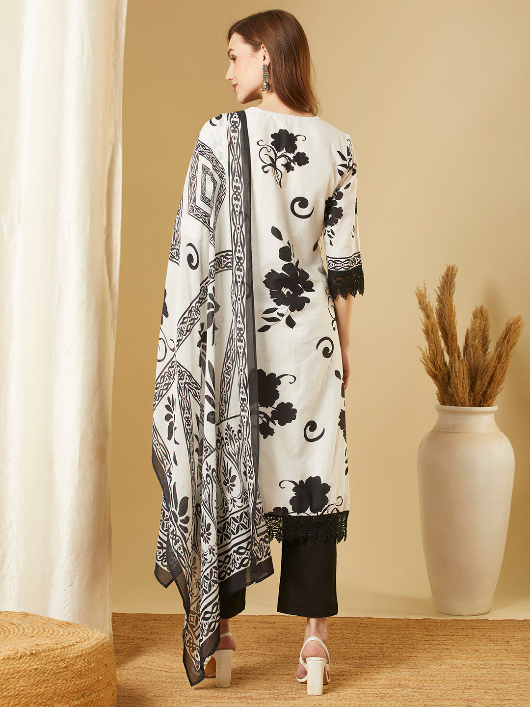 Abstract Floral Printed Straight Kurta with Pant & Pure Cotton Dupatta - White