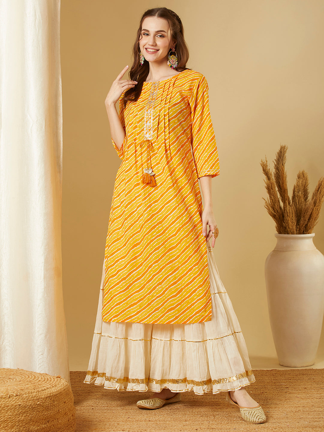 Leheriya Printed & Embroidered Straight Fit Kurta - Yellow