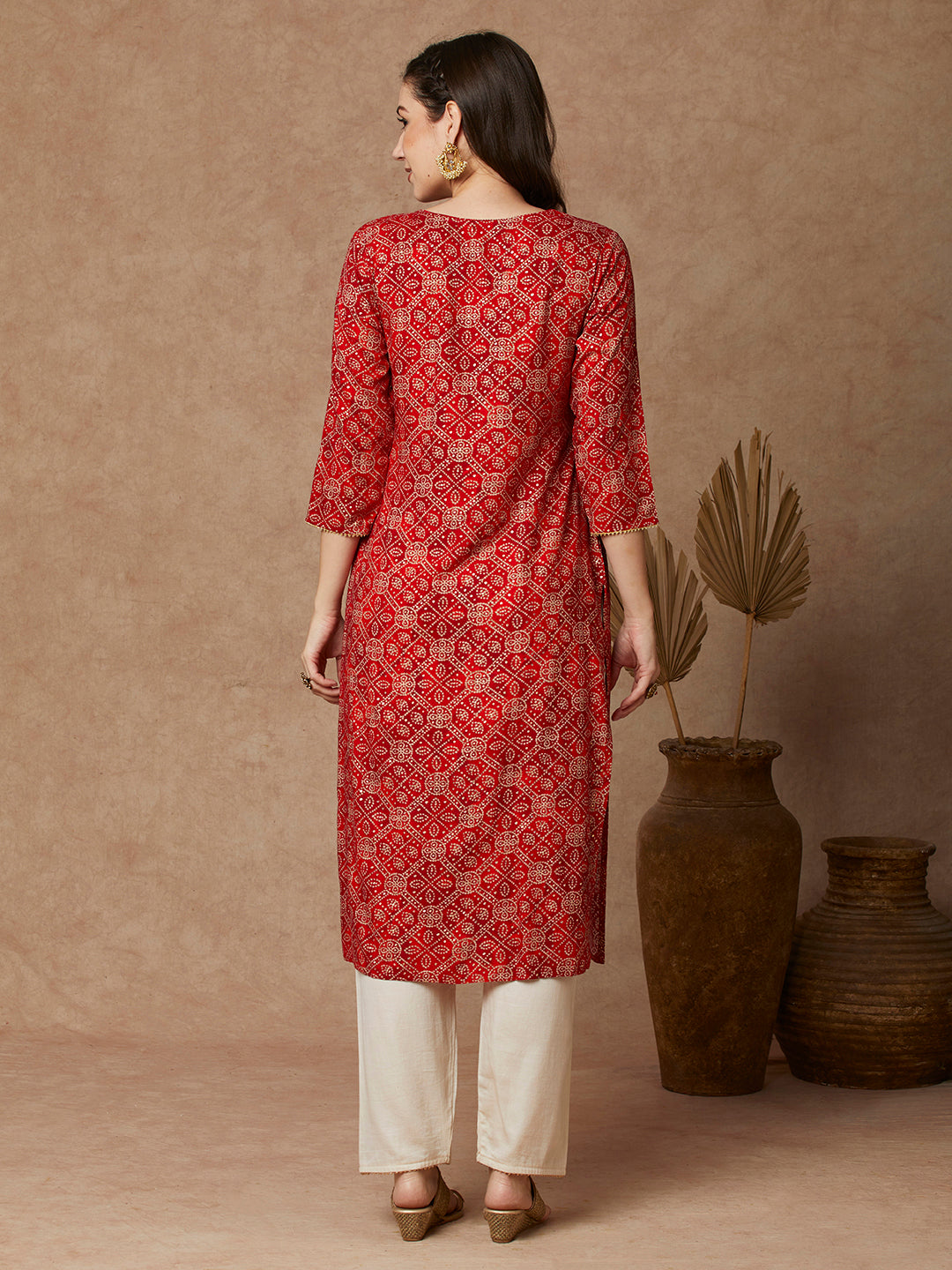 Bandhani Floral Printed & Embroidered Straight Fit Kurta - Red