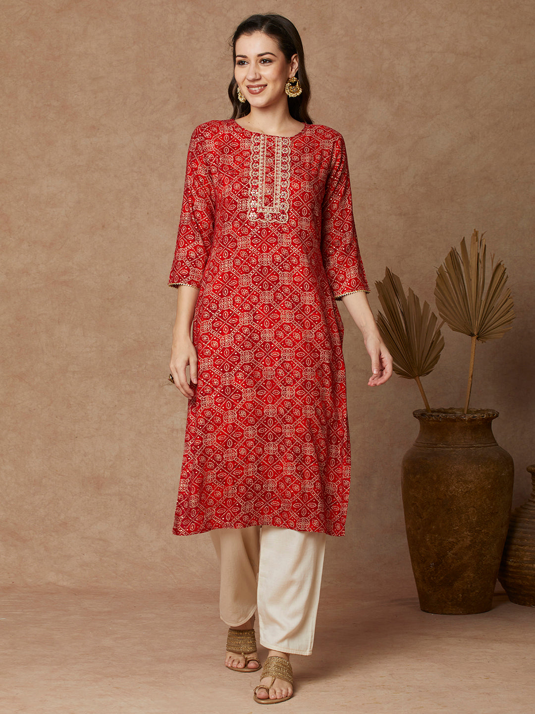 Bandhani Floral Printed & Embroidered Straight Fit Kurta - Red