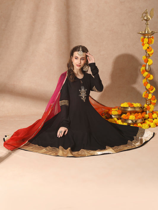 Solid Floral Embroidered Anarkali Kurta with Pant & Colorblocked Dupatta - Black