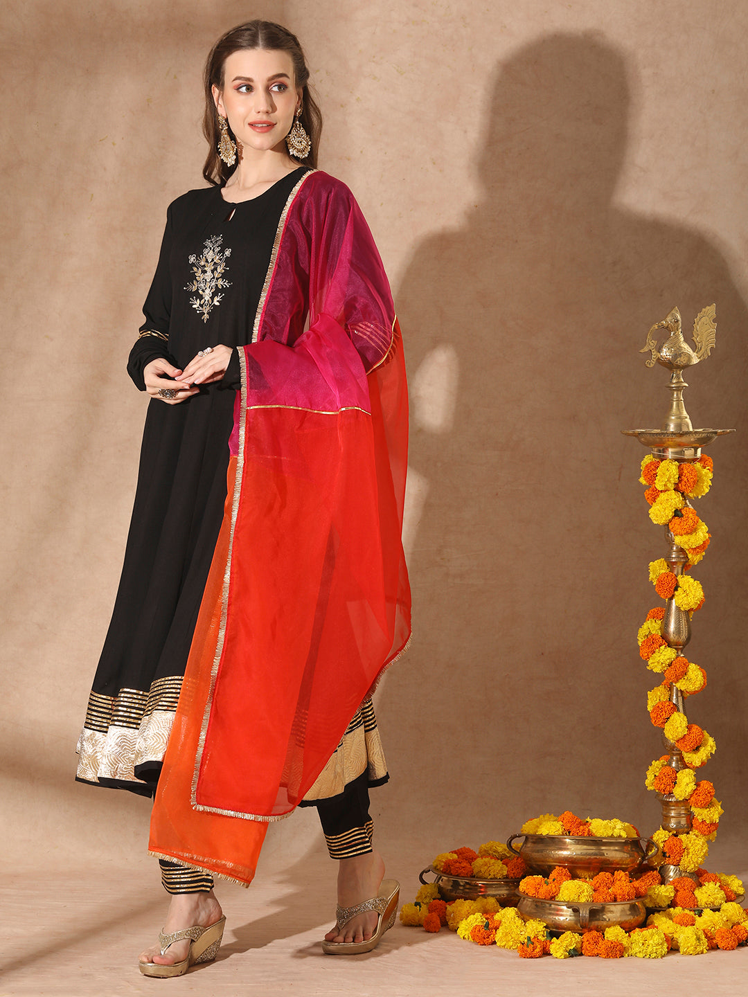 Solid Floral Embroidered Anarkali Kurta with Pant & Colorblocked Dupatta - Black