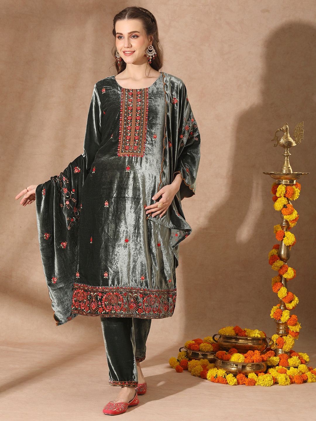 Solid Zari Embroidered Straight Velvet Kurta with Pant & Scalloped Dupatta - Green