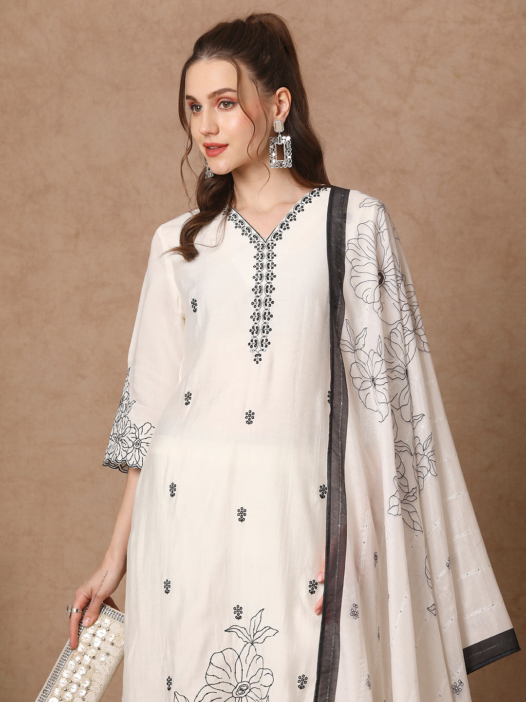 Solid Abstract Floral Embroidered Straight Fit Kurta with Pant and Dupatta - White