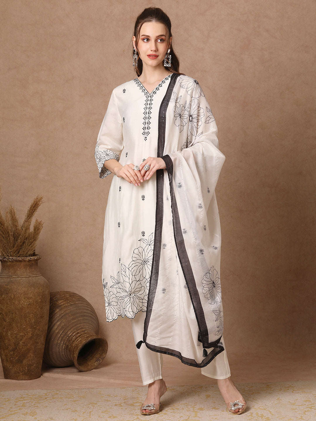 Solid Abstract Floral Embroidered Straight Fit Kurta with Pant and Dupatta - White