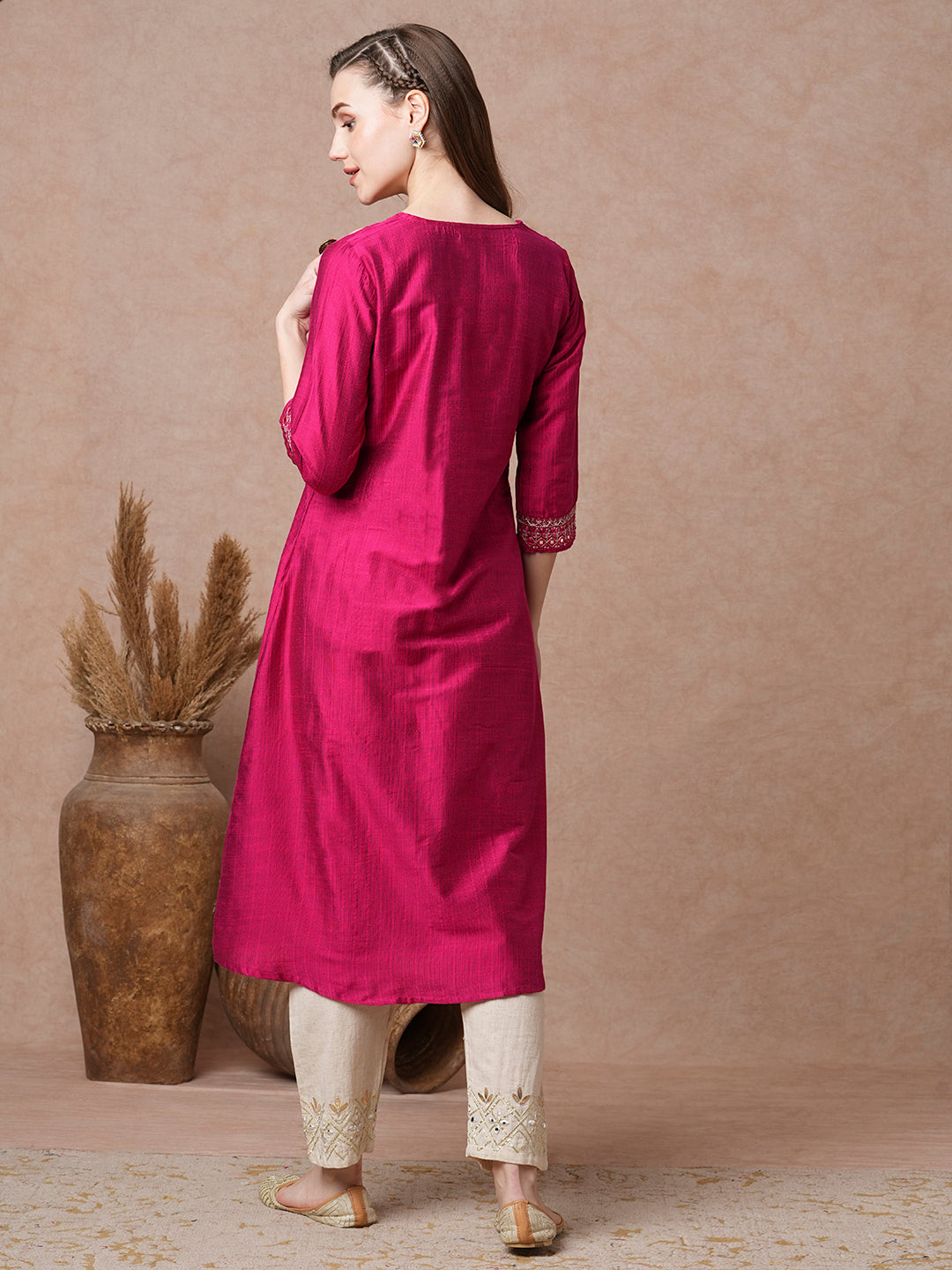 Solid Mirror Embroidered Straight Fit Kurta - Magenta