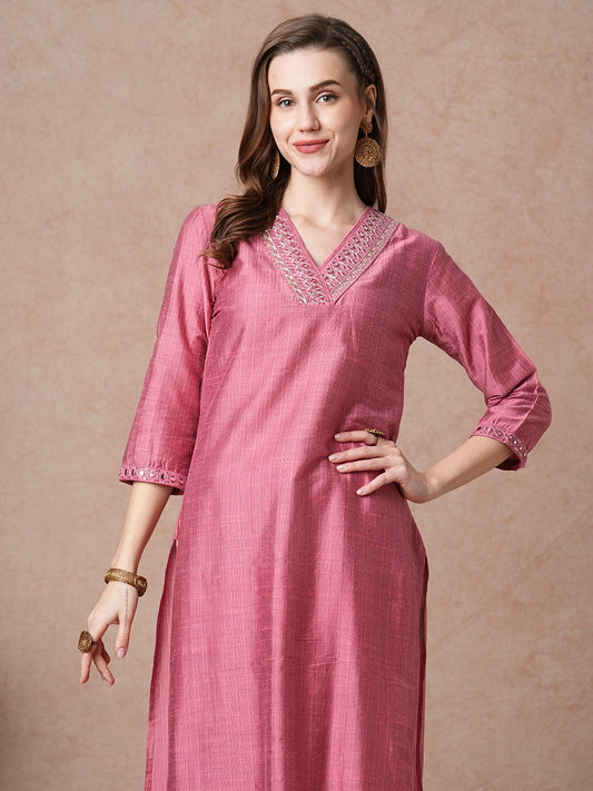 Solid Mirror Work Embroidered Straight Fit Kurta - Pink