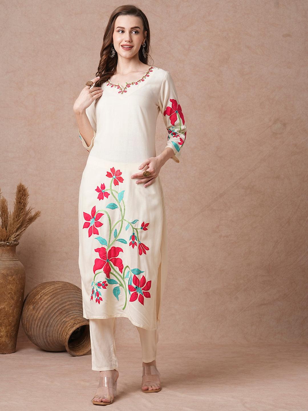 Solid Floral Patchwork Straight Fit Kurta with Pant - Cream