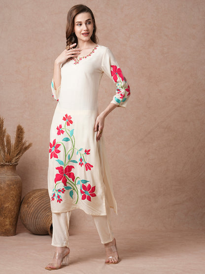 Solid Floral Patchwork Straight Fit Kurta with Pant - Cream