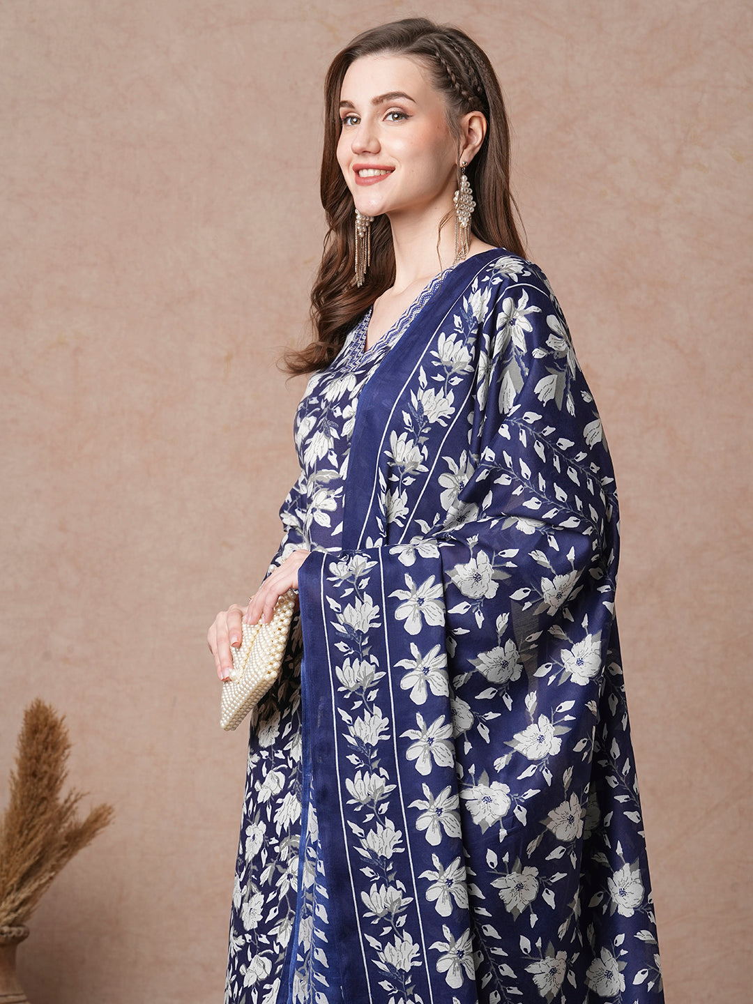 Floral Printed Straight Fit Kurta with Pant & Dupatta - Blue