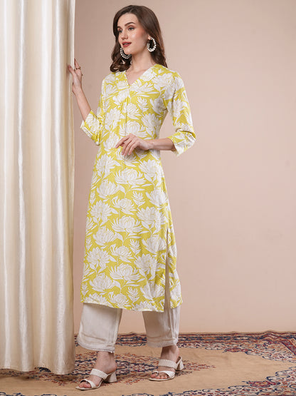 Abstract Floral Printed Straight Fit Kurta - Light Green