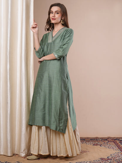 Solid Mirror Work Embroidered Straight Fit Kurta - Green