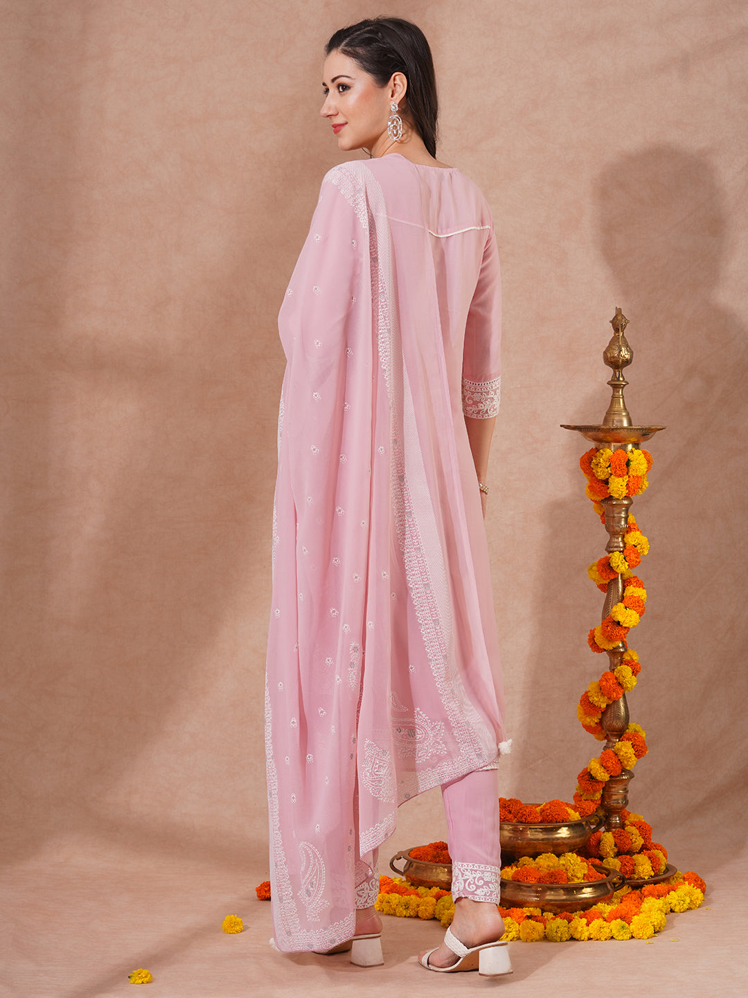 Floral Embroidered Straight Fit Kurta with Pant & Khari Printed Dupatta - Pink