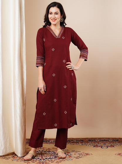Solid Ethnic Embroidered Straight Kurta with Pant - Maroon