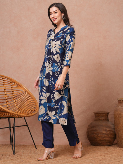 Ethnic Floral Printed Straight Fit Kurta - Blue