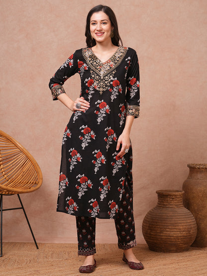 Ethnic Block Printed & Embroidered Straight Fit Kurta with Pant - Black