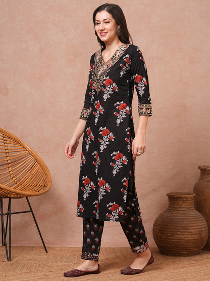 Ethnic Block Printed & Embroidered Straight Fit Kurta with Pant - Black