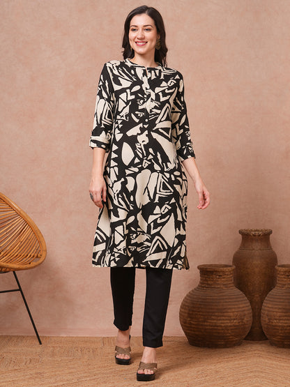 Abstract Printed Straight Fit Kurta - Multi