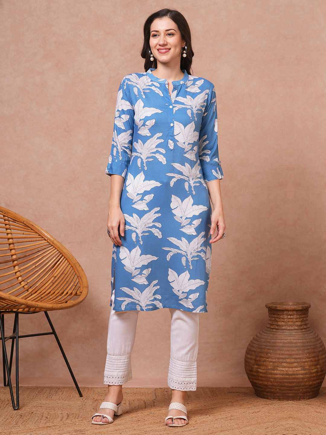 Abstract Floral Printed Straight Fit Kurta - Blue