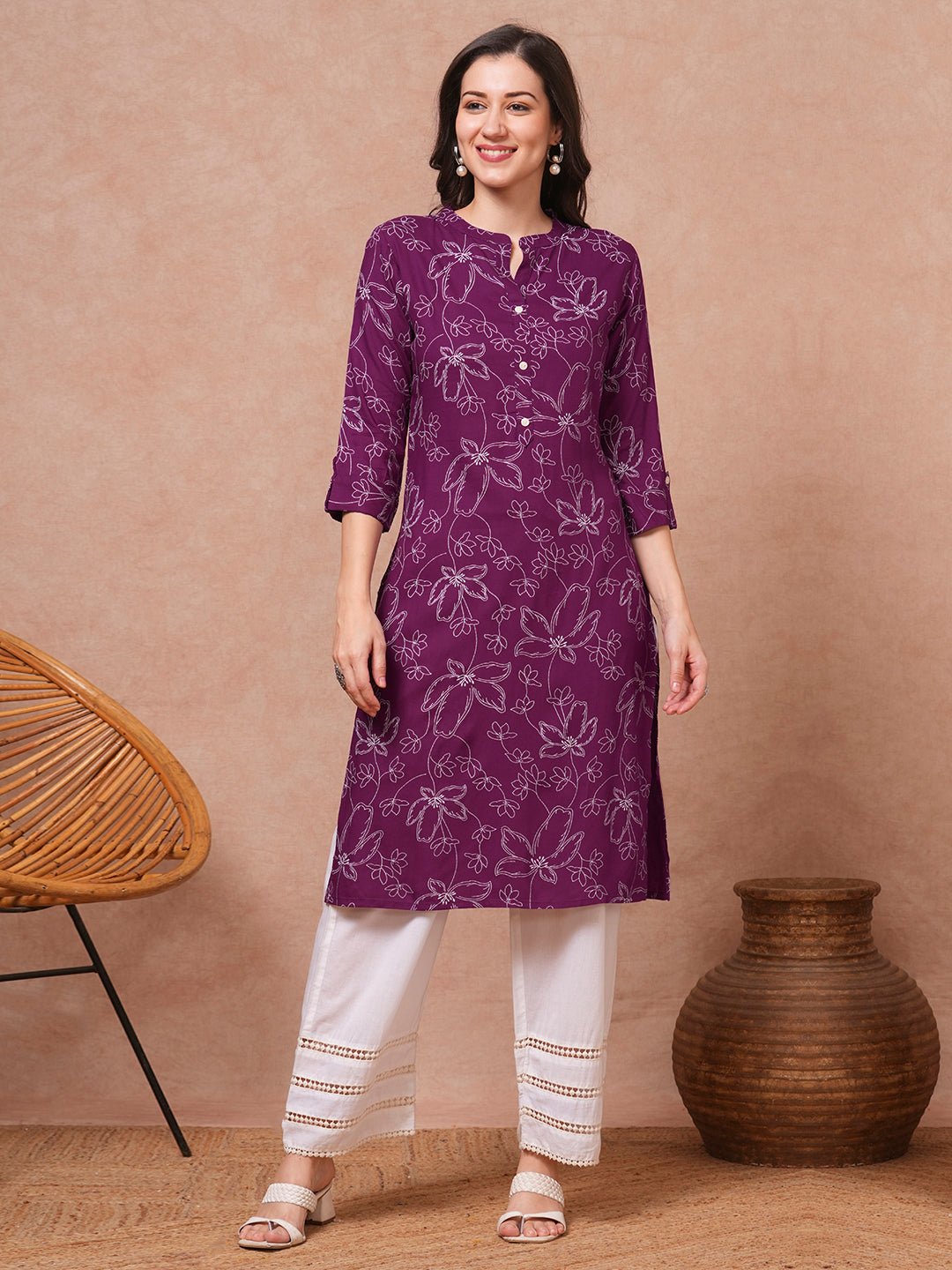 Ethnic Floral Printed Straight Fit Kurta - Purple