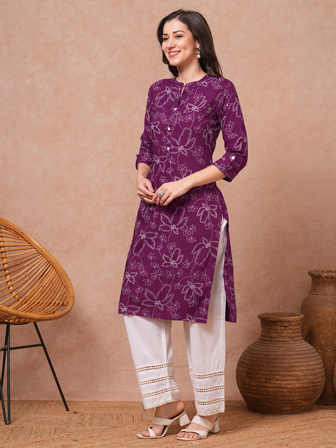 Ethnic Floral Printed Straight Fit Kurta - Purple