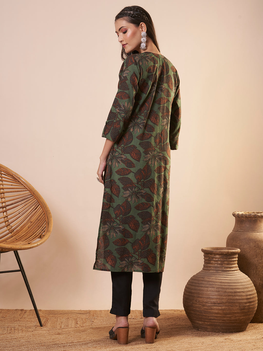 Abstract Floral Printed Straight Fit Kurta - Green